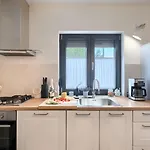 Romantisches Mit Jacuzzi, Bbq, Wifi * Marčana