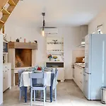 Romantisches Mit Jacuzzi, Bbq, Wifi Marčana