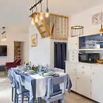 Nyaraló Romantisches Mit Jacuzzi, Bbq, Wifi *