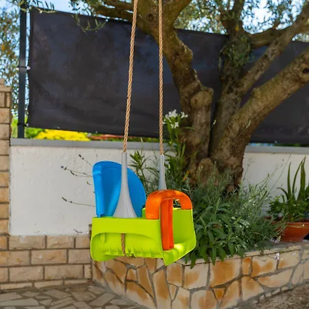 Nyaraló Romantisches Mit Jacuzzi, Bbq, Wifi *