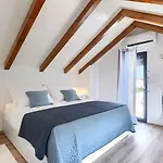 Romantisches Mit Jacuzzi, Bbq, Wifi * Marčana