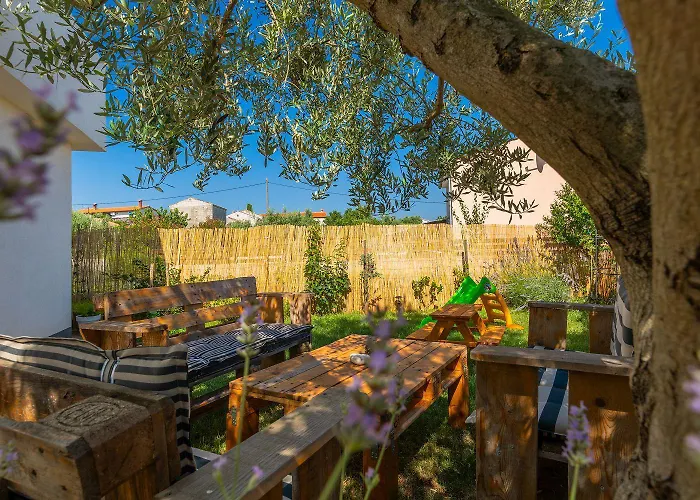 Feriehus Romantisches Mit Jacuzzi, Bbq, Wifi