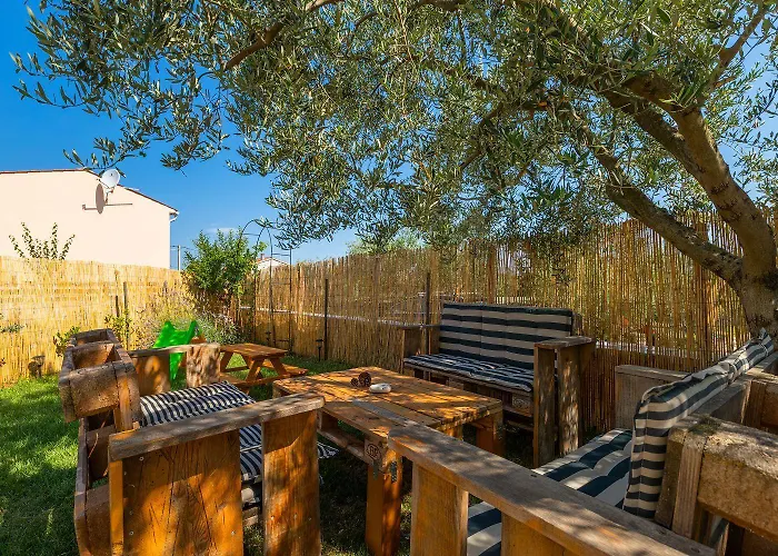 Romantisches Mit Jacuzzi, Bbq, Wifi